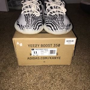 Yeezy boost 350 V2 zebra